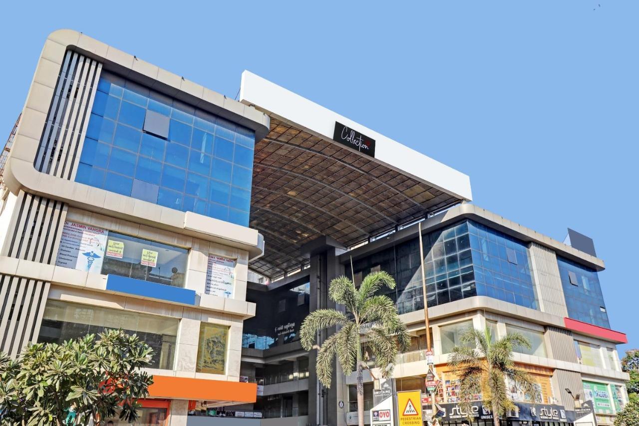 Hotel Solitaire, Best Luxurious Hotel Ac Rooms In Surat Bagian luar foto